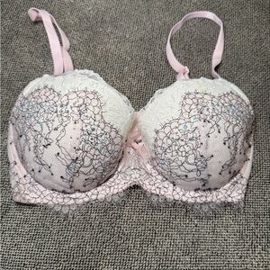 Lace Embroidered rhinestone Light Pink Push-Up Bra